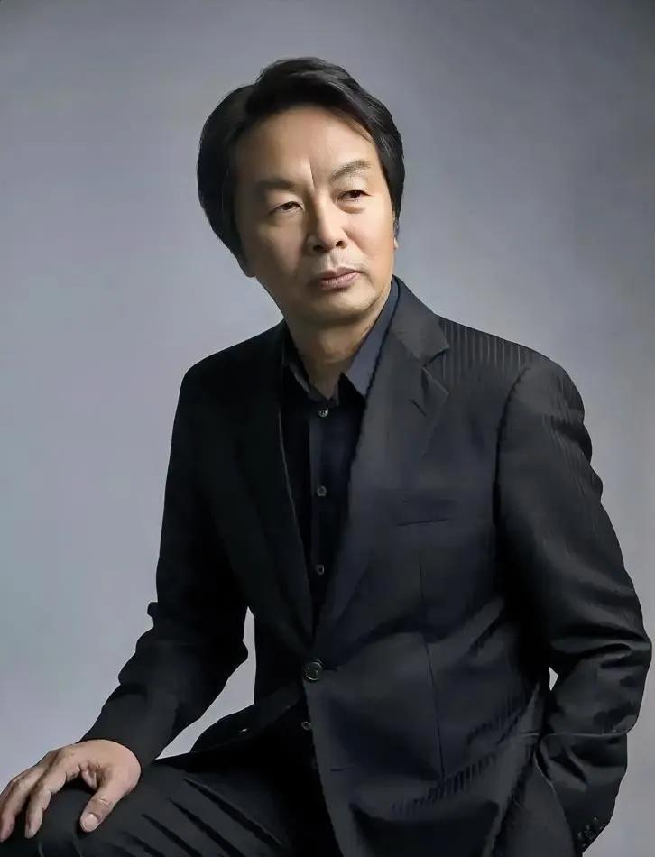 刘震云说：“世界上最坏的就是人，老鼠再不好，就是偷个东西吃；猫再不忠，最多就是