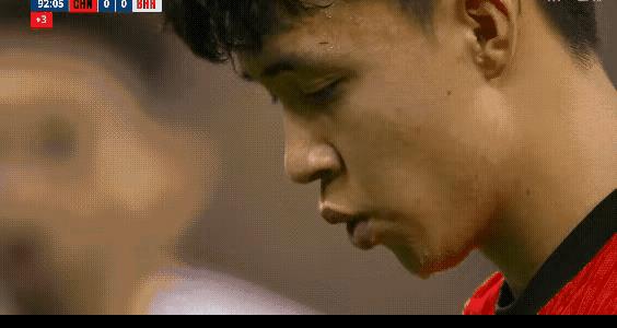 王钰栋做梦也没想到进球帮中国赢了球，还遭了非议！谁能想到，进球不是功臣，还被人