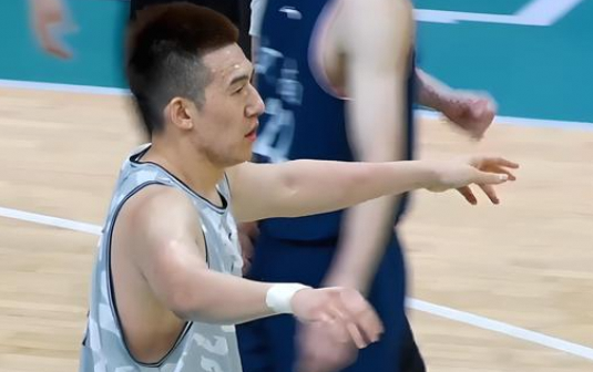辽宁队44分大胜提前出线李虎翼伤退成遗憾