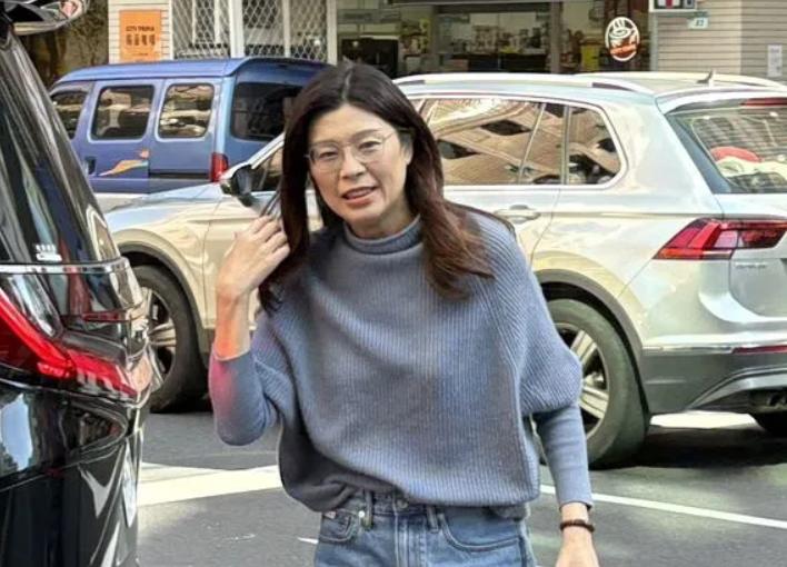 国民党智库交接！郑丽文找不到执行长国民党智库今天（2日）召开董事会，前主席朱