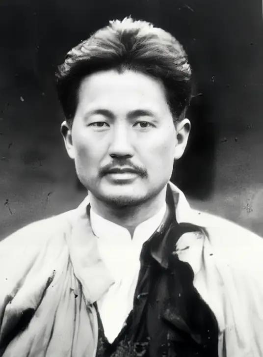 1935年，方志敏被俘，在狱中，他想到了鲁迅，就用米汤给鲁迅写信，想让鲁迅救他，