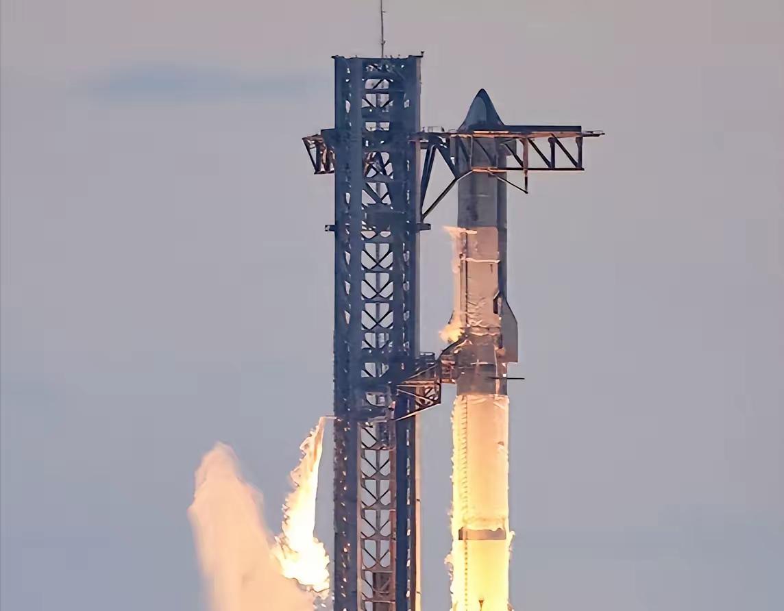 马斯克又放“王炸”消息，直接刷新航天界的认知。他旗下的SpaceX官宣五年内