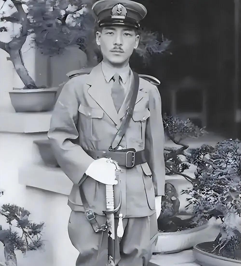 1940年5月，日军特务山田浩二被拖进地窖，坐老虎凳、竹签扎指甲、皮鞭沾盐水鞭背