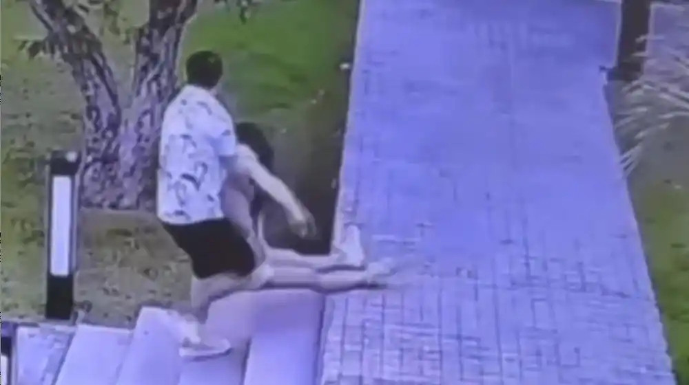 【在泰遇害中国女子在口腔医院工作】在泰遇害女子生前说很爱孩子当地时间2月22日