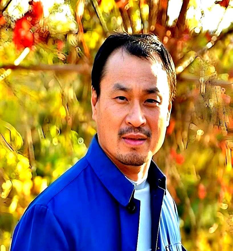 王老七一句删戏，全网炸锅《乡村爱情》拍到第17季，地不种，鸡不喂，满村举着