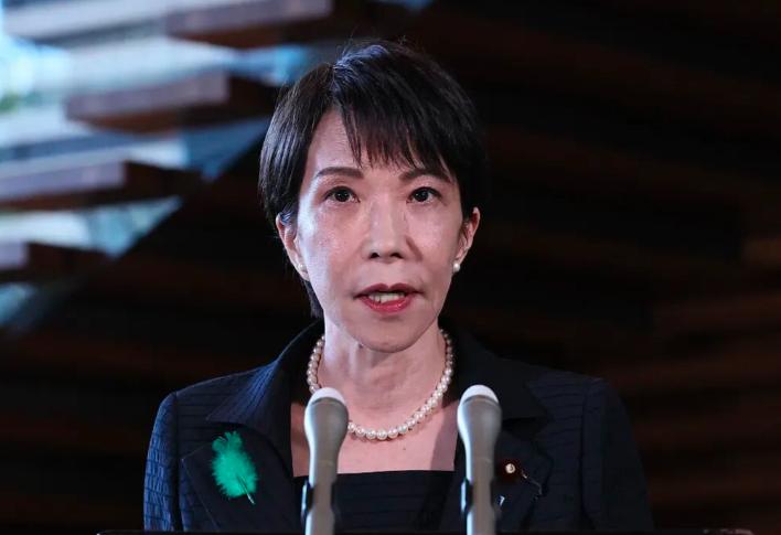 日元命悬一线，日本军国主义被中美同时架上了火炉【新浪财经】周一（8月24日）