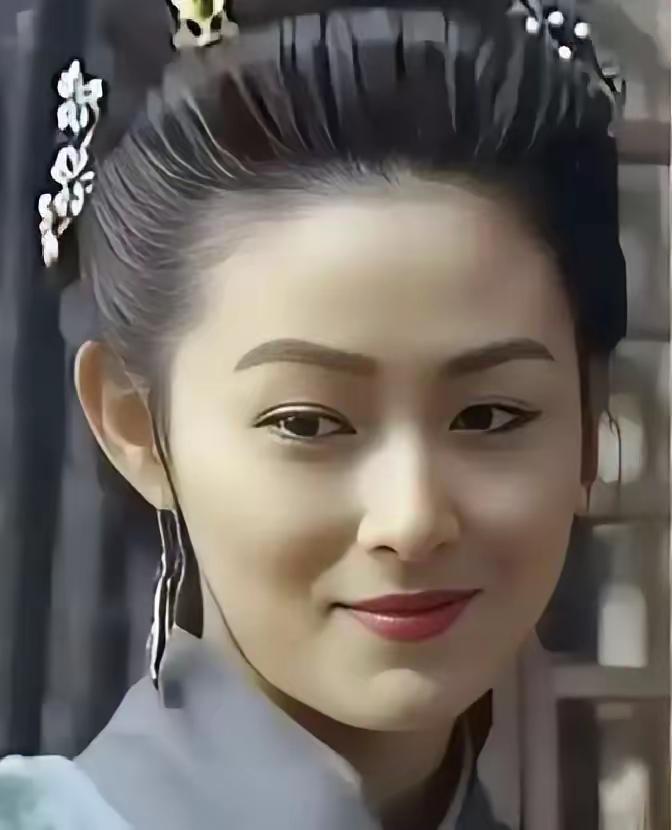主持人问王思懿：“你演潘金莲的时候，你老公一点也不吃醋吗？”王思懿摇头说：“吃什