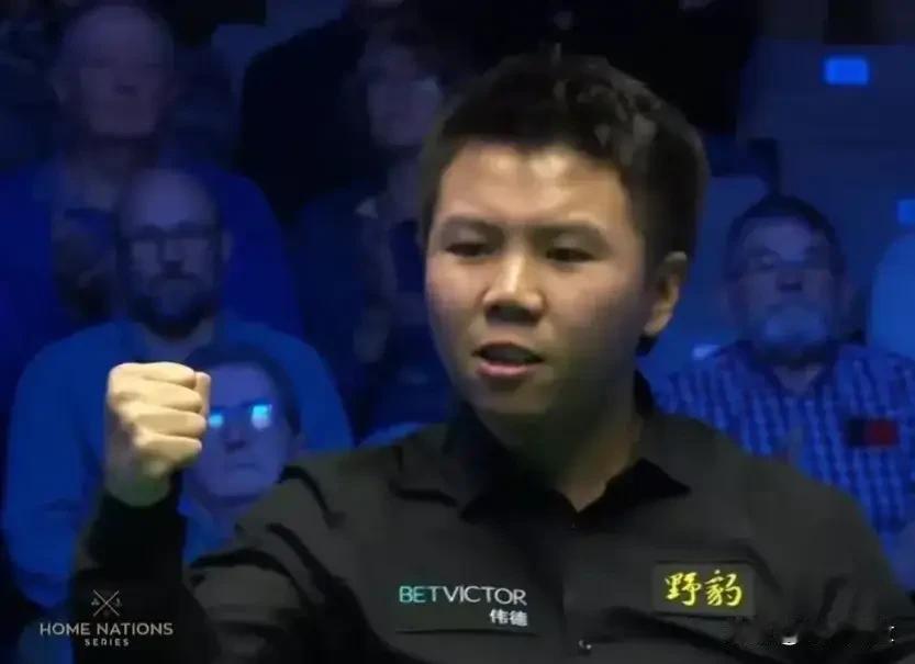 求人不如求己！周跃龙砺志前行誓破宿命。2026斯诺克威尔士公开赛，作为本土系列