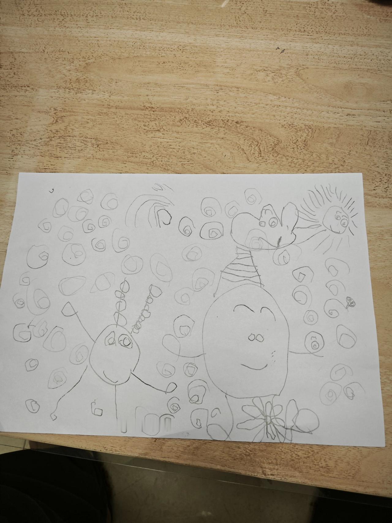 这画的是啥啊。。。儿童绘画上热门🔥