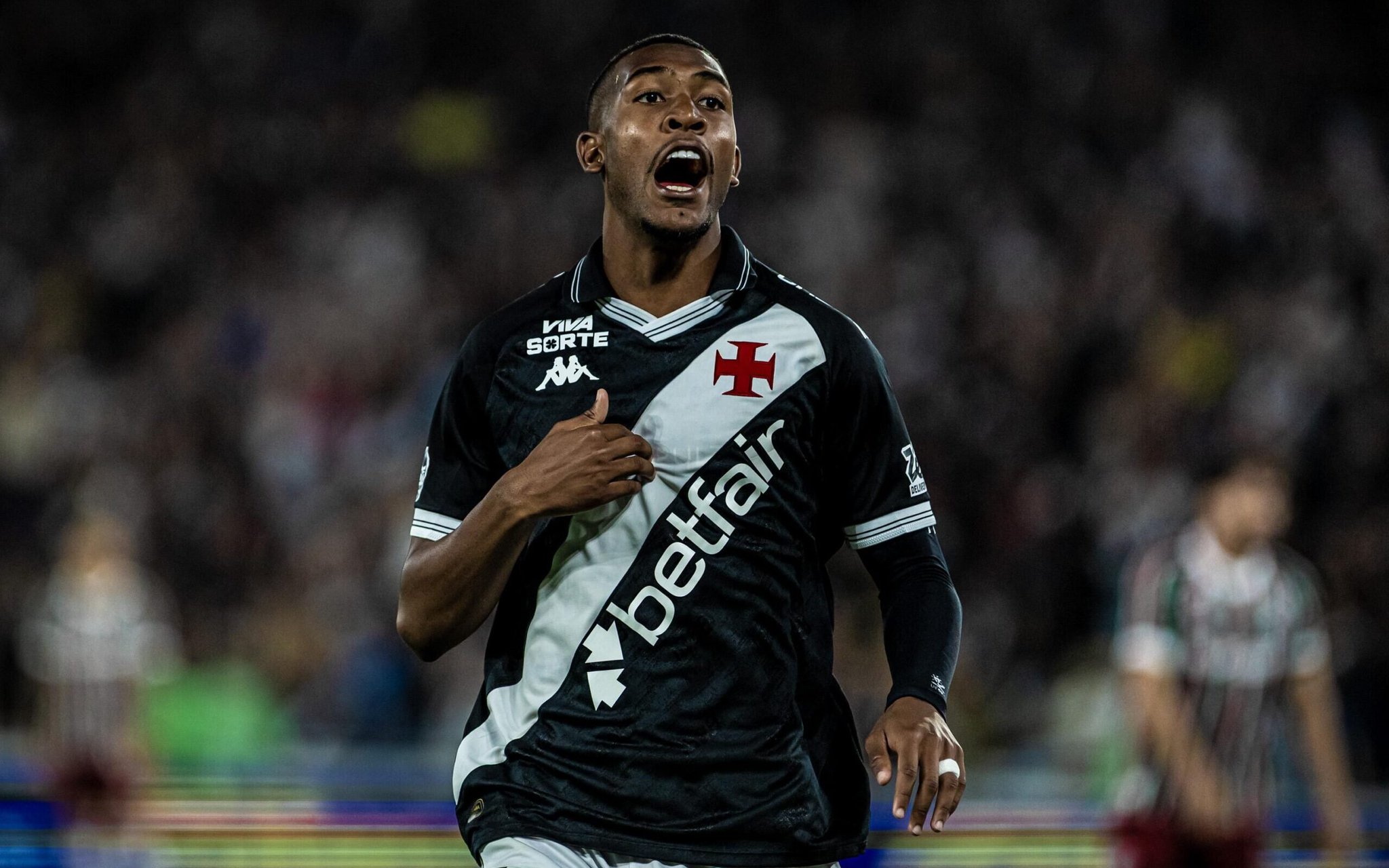 罗马诺: 巴莱巴不想离开英超拜仁暂无意;关注19岁边锋拉扬