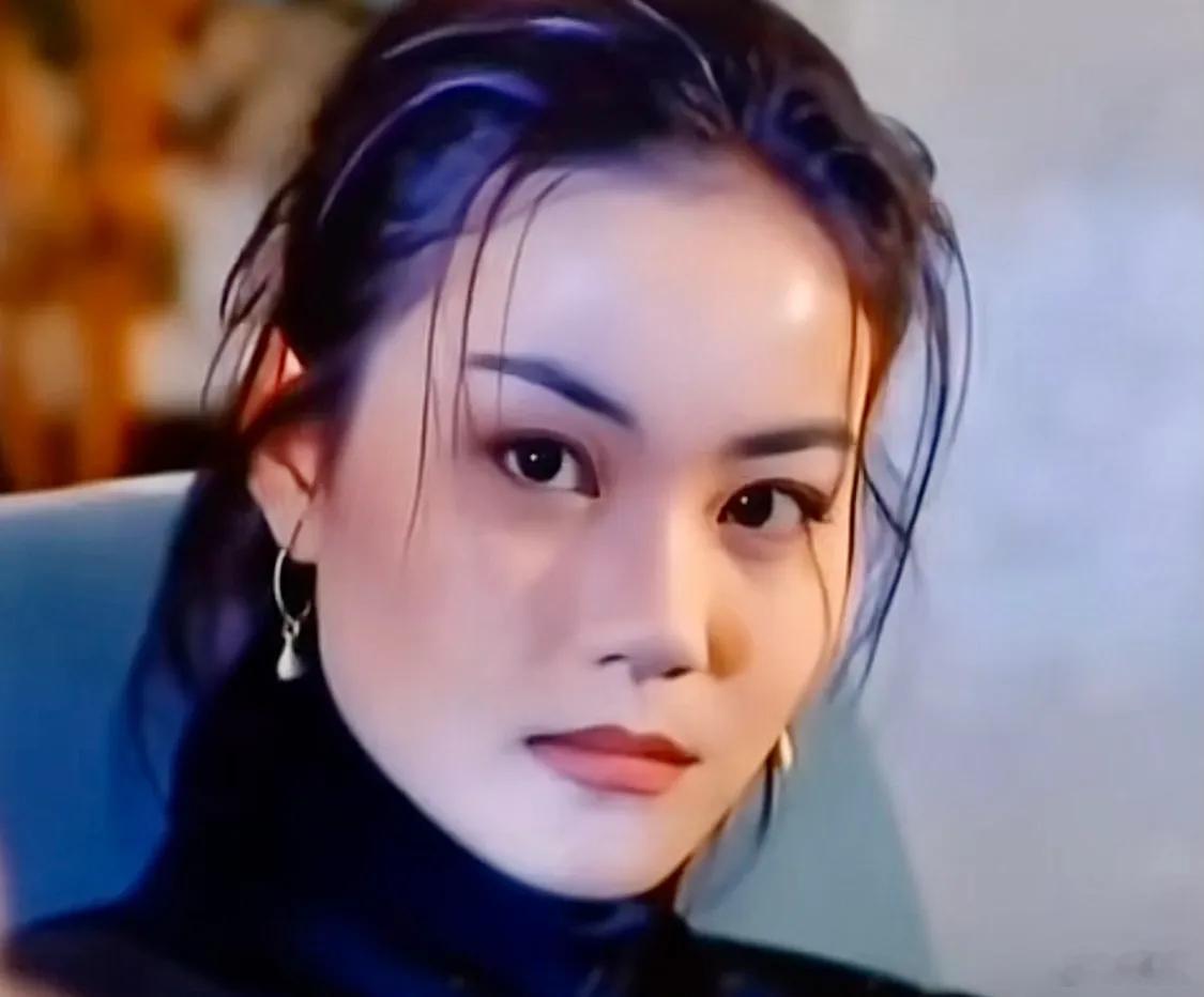 谢霆锋能接受王菲的过去却原谅不了张柏芝，根本不是什么心胸问题，而是时间线把所有事