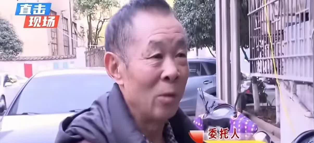 2018年报道，一男子认为自己是高级工程师，高薪体面，却觉得糟糠妻配不上他。于是