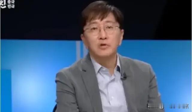 热闹了？咱们拿下世界杯转播权的价格引发韩国媒体热议。韩国节目主持人直言，中国仅花