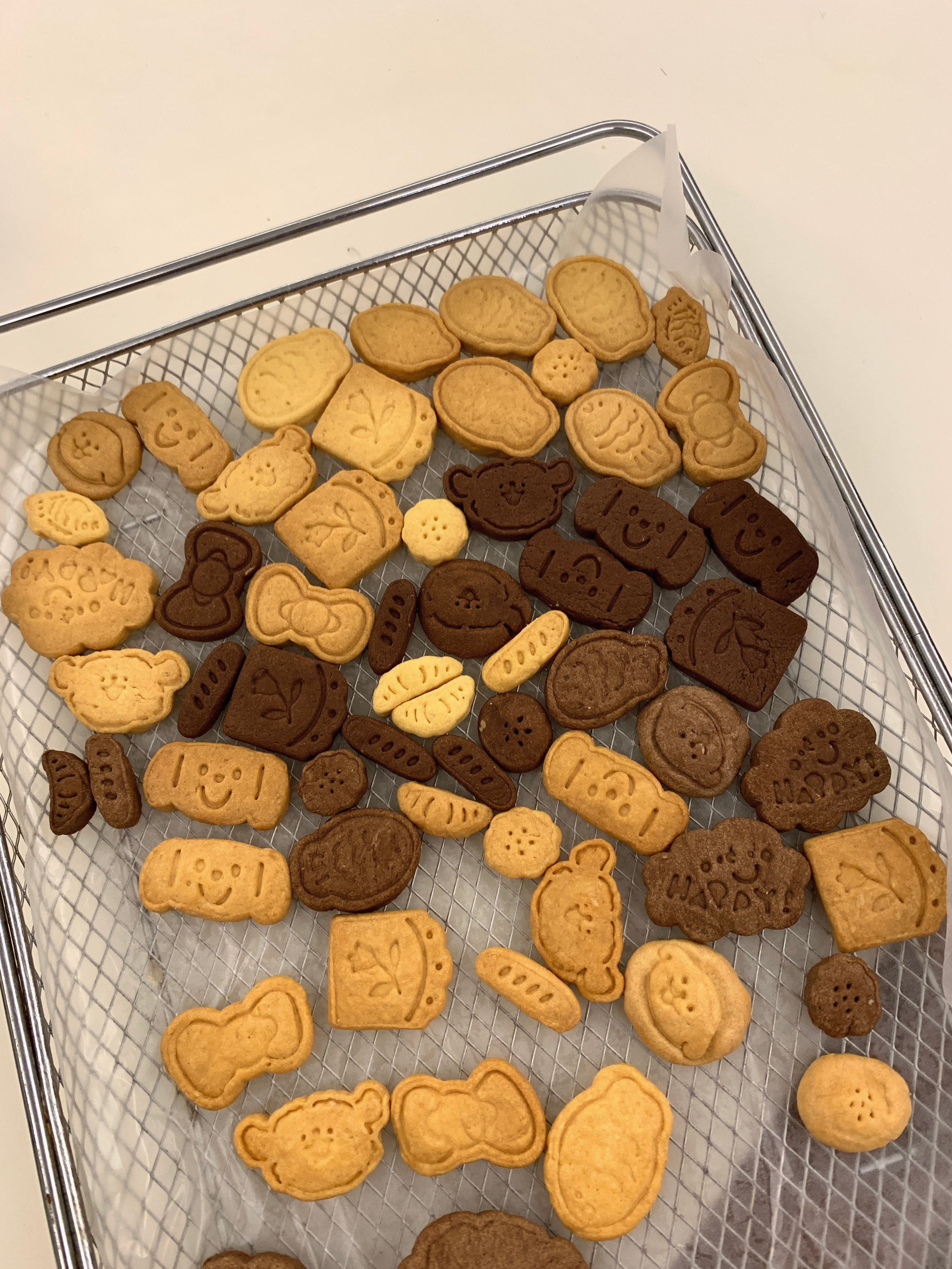 诡秘刚烤好的😘新增了巧克力味儿​​​