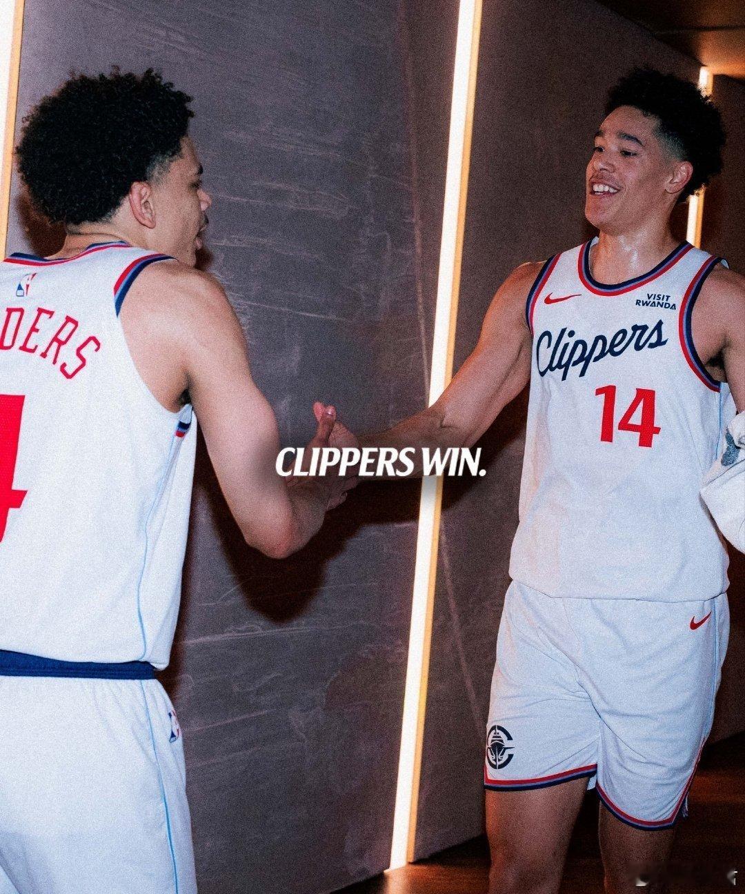 祖巴茨与博格丹的伤停，在小琼斯复出后依然给尼德豪泽与桑德斯两名一年级的新秀，足够