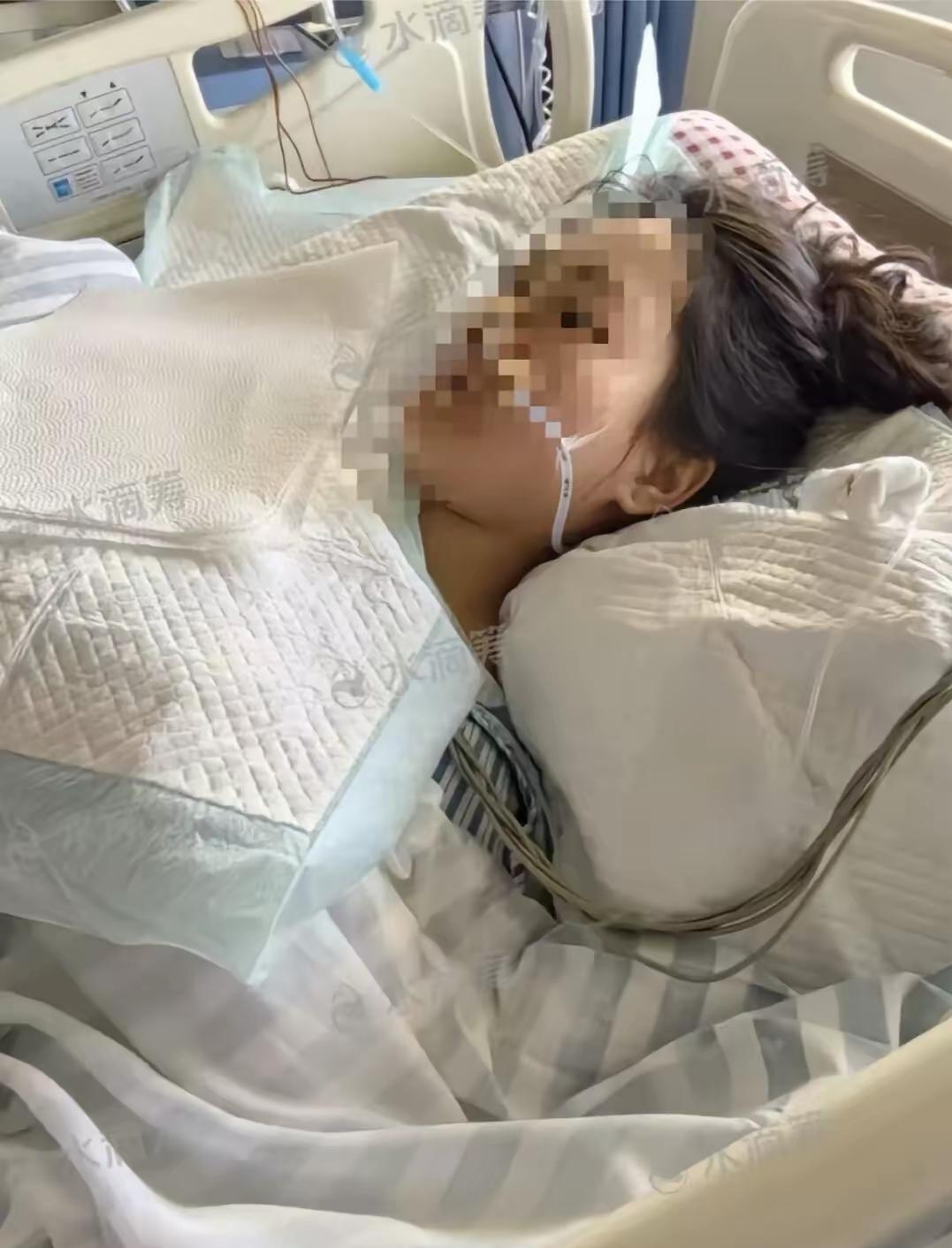 23岁女孩喝农药自救：被母亲“卖”给大15岁表哥，6万血汗钱也被其母偷拿走。湖北