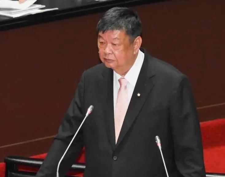 不装了，检调查办蓝委陈雪生，理由竟是敛金！绿营丑闻仍历历在目！今天（8月24