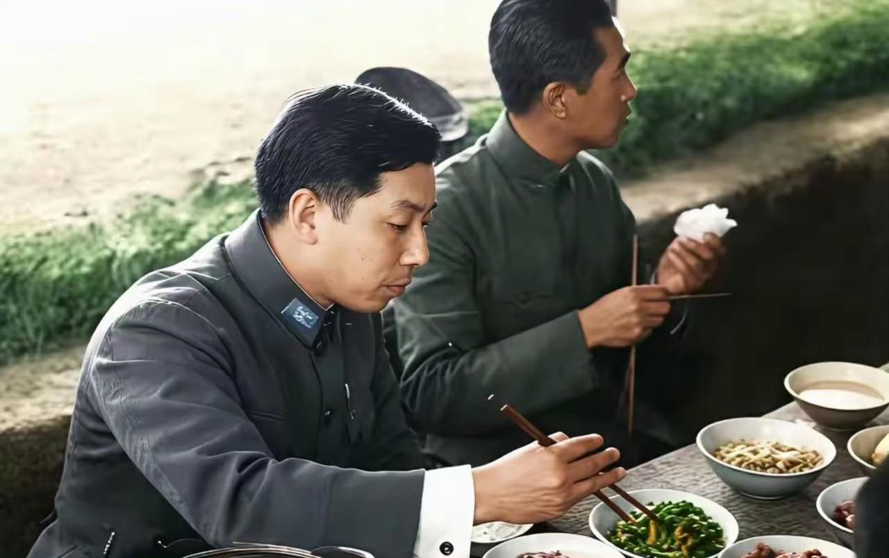 张学良一生最大的失误，普遍认为是“九一八事变”时执行“不抵抗政策”，导致东北迅速