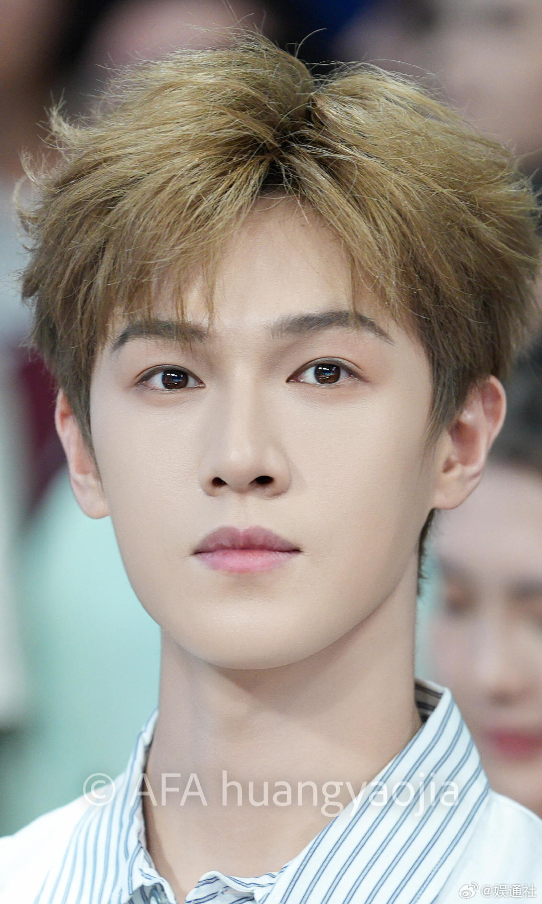 体育摄影师拍的李昀锐体育摄影师拍的李昀锐高清怼脸镜头，这也太帅了吧！状态绝了！李