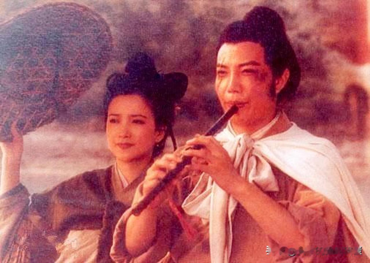 宋江征方腊，梁山好汉死的死、散的散，浪子燕青带着一担财宝突然消失，这是贪生怕死，