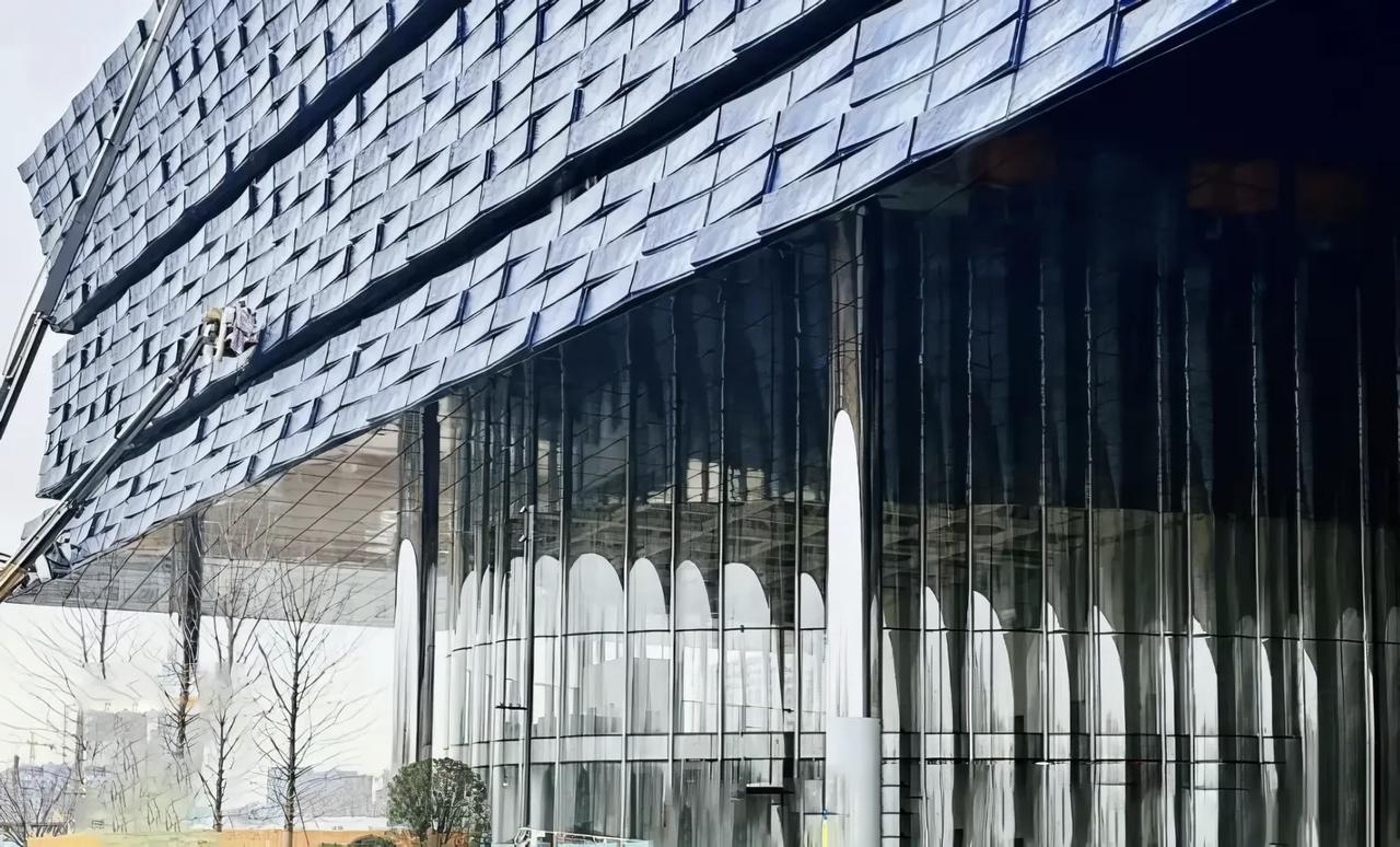 总投资32亿元中国京杭大运河博物院琉璃幕墙完工杭州运河文化新地标亮相2