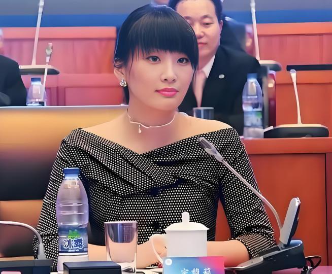 宗馥莉要赢了！能合法继承股份，那俩孩子的是造谣财新曝光的文件说明，宗