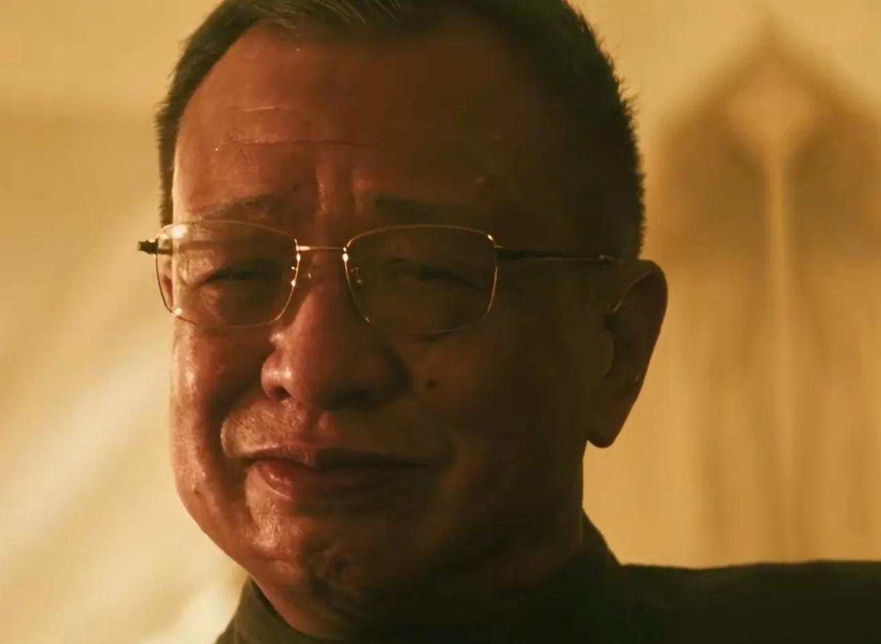《扫毒风暴》卢少骅的大婚之日，K哥来了，他笑话周少雄，如果当初不是安娜怀孕，他一