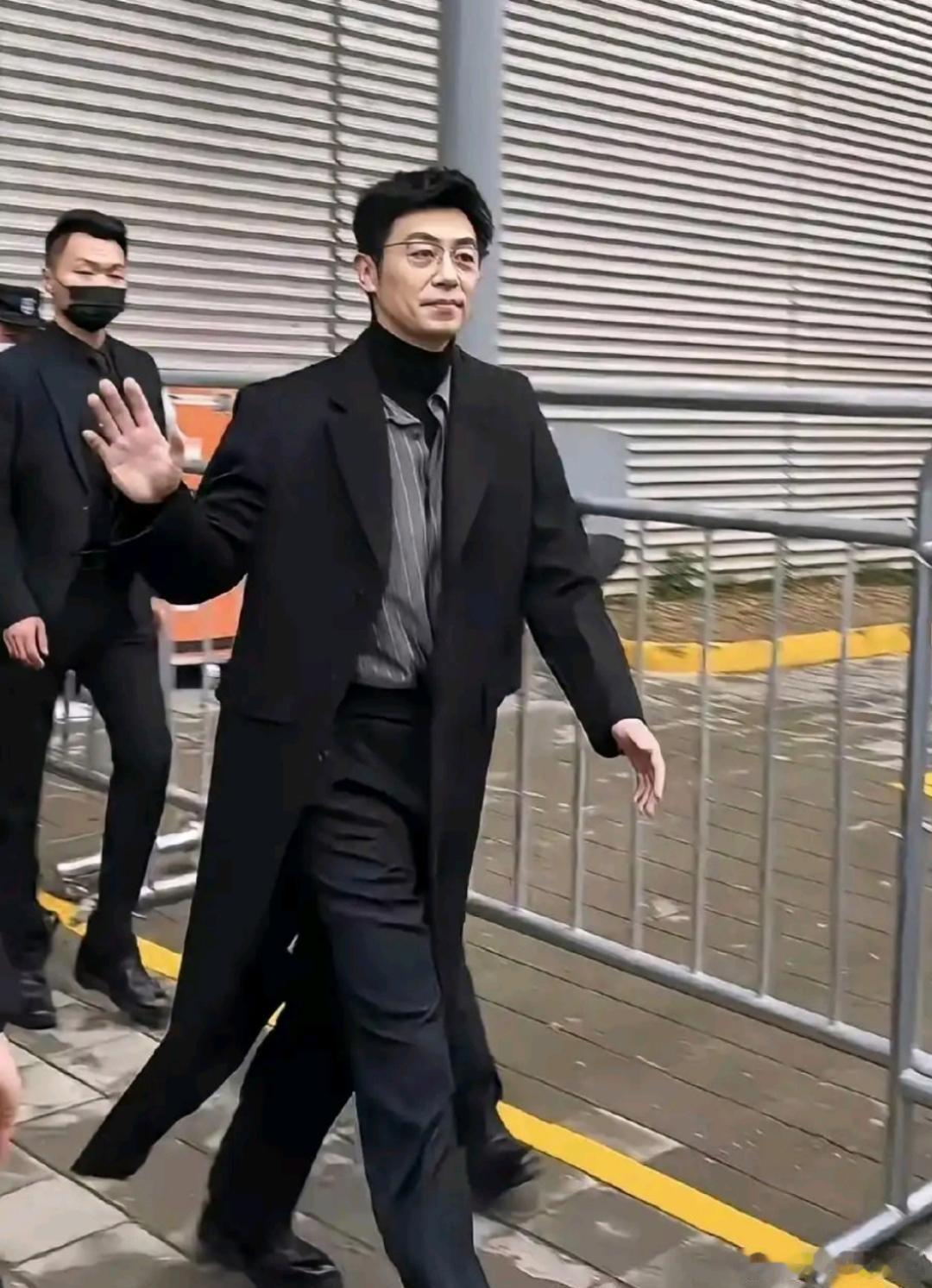 许久未露面的朱亚文，这次现身居然让人忍不住感慨，他怎么变化这么大了！