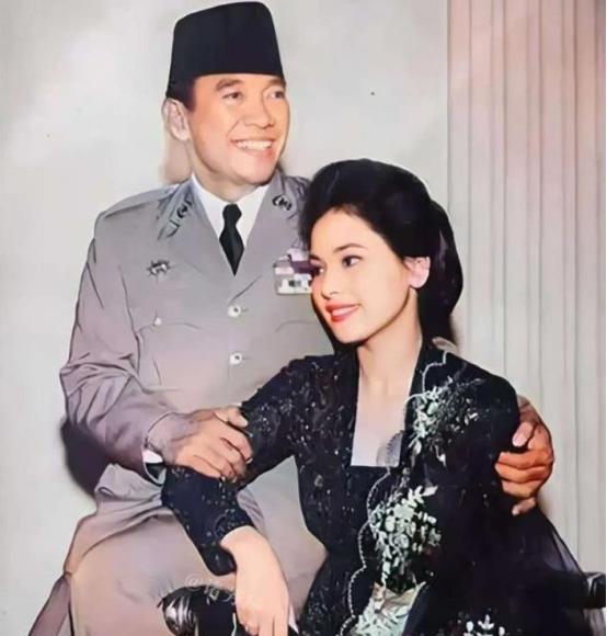 1959年，印尼总统秘密访日，日本人知道他好色，专门为他安排了一名19岁的绝色艺