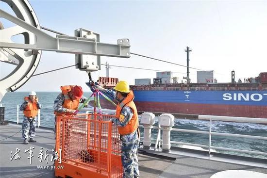 七年前一段旧闻被美国翻出来，美国专家恍然大悟：中国海军竟认真备战这么多年。内容是