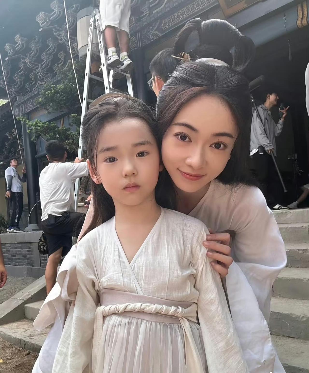 《毛雪汪》现场炸锅！董璇被问网传赚上亿投资，直接回怼：我哪有公司？一共才