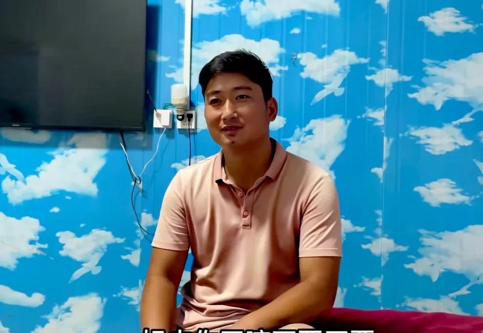 巴铁媳妇王佳音小姨子迪亚回国机票已订，未婚小伙还有希望吗？最近，王佳音在