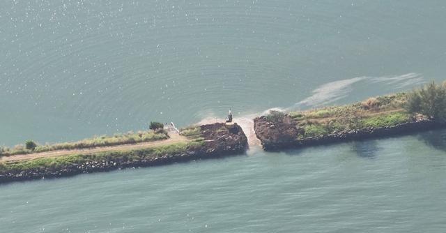 “柬埔寨军队的工兵使用炸药，开着挖掘机，摧毁了达克塔贡大坝。”泰国方面在2025