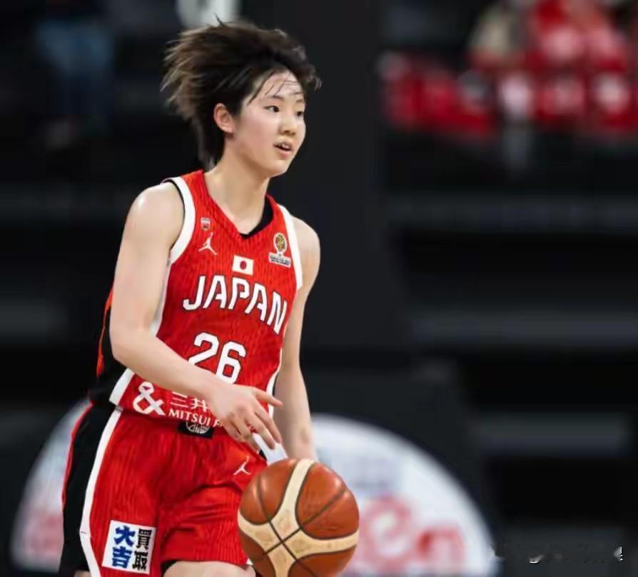 女篮世界杯首日战况如下，中国女篮惨败33分，日本女篮险胜迎开门红。1.日本女