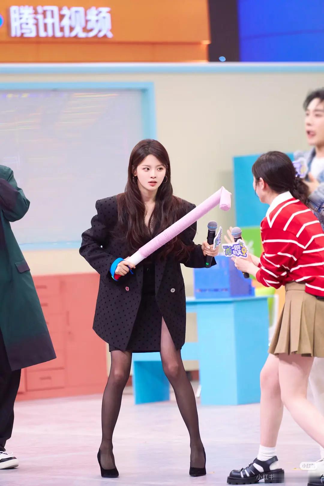 感觉内娱对女明星身材要求好苛刻啊，这真的好看吗​​​