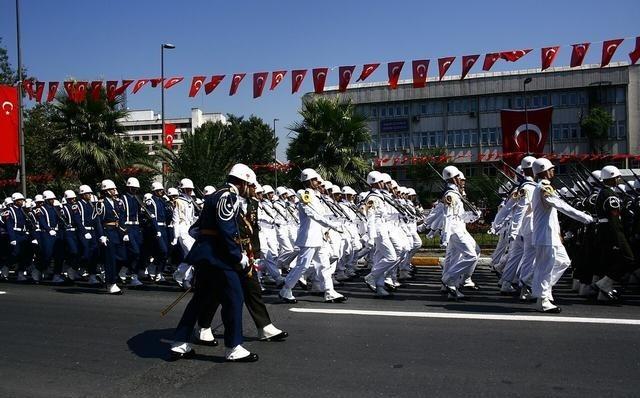 一旦爆发大战，越南还能战胜超级大国吗？张召忠四字曾点醒国人。如果说中国跟越南再真