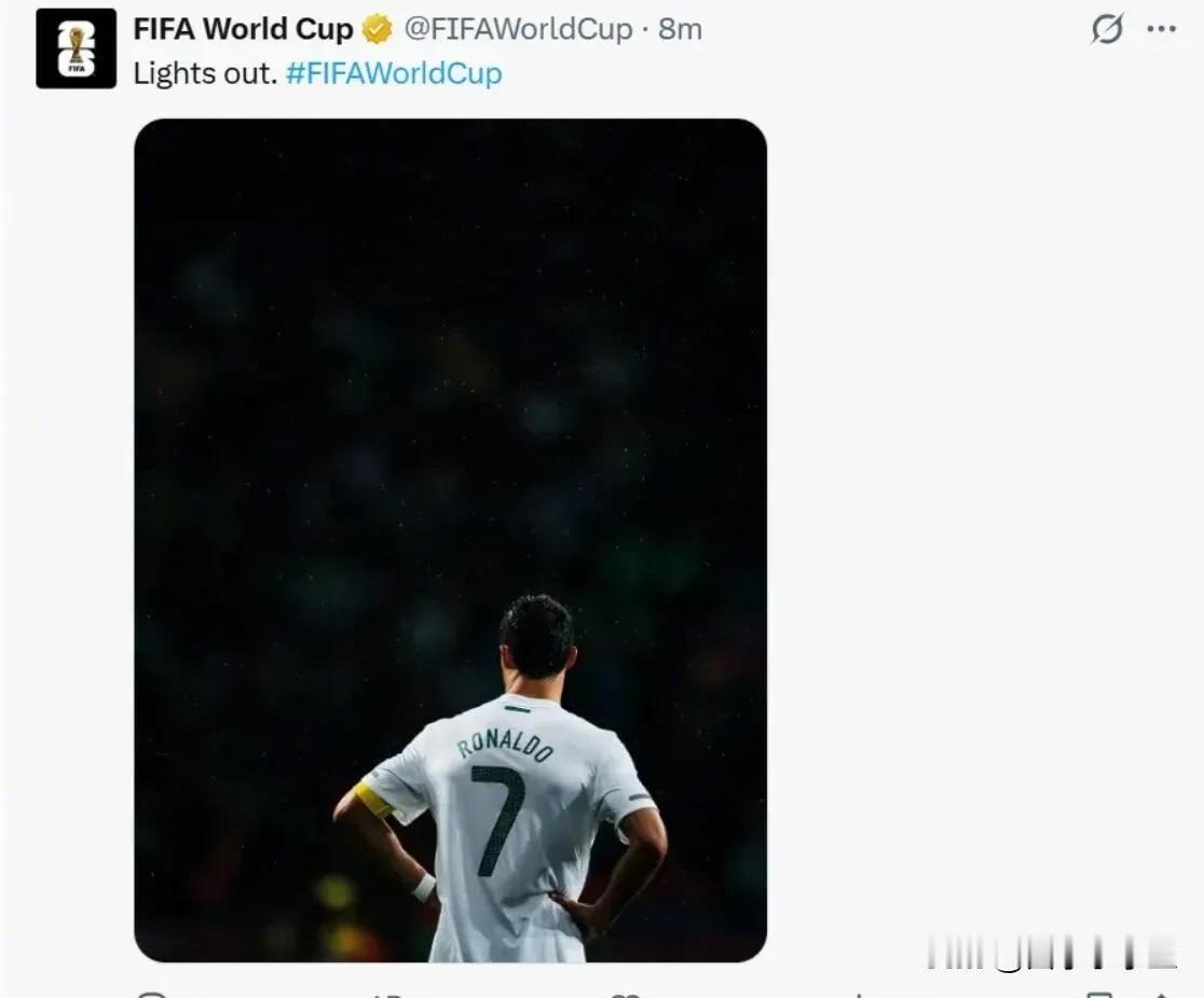 C罗的天黑了。回看一下，C罗这几次的转会剧本吧！有点似了。尤文图斯、曼联，都是