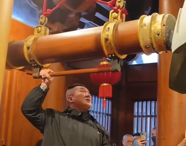 反对台独！馆长：我就是中国人馆长昨天（16日）在节目中明确表示“反对台独”，馆