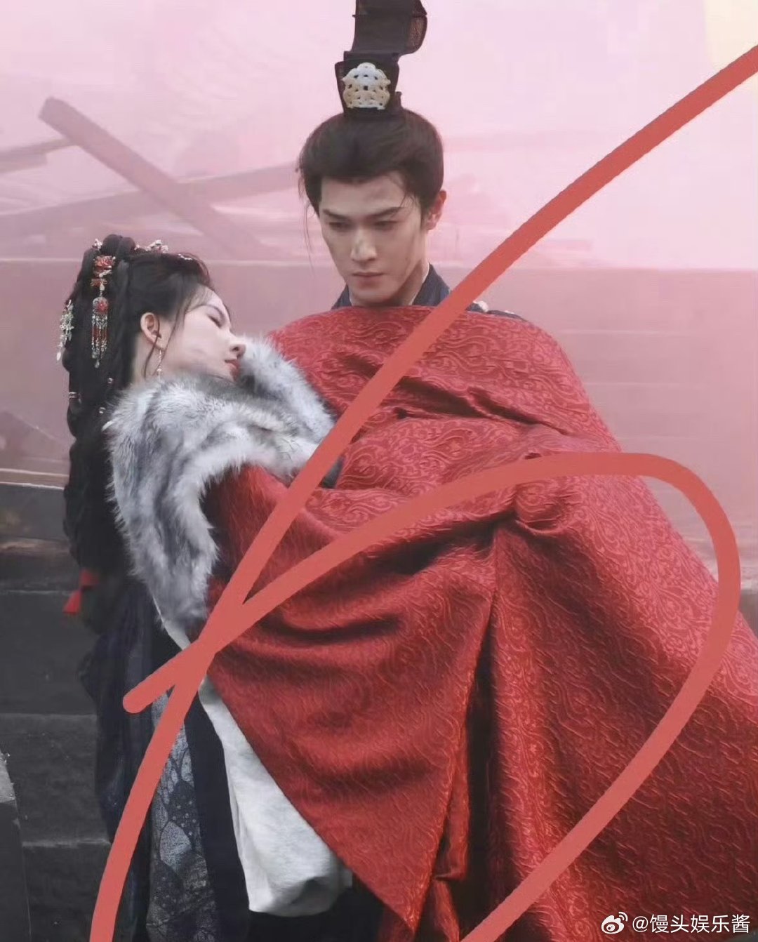 李昀锐、刘些宁同框生图路透，看起来有cp感吗