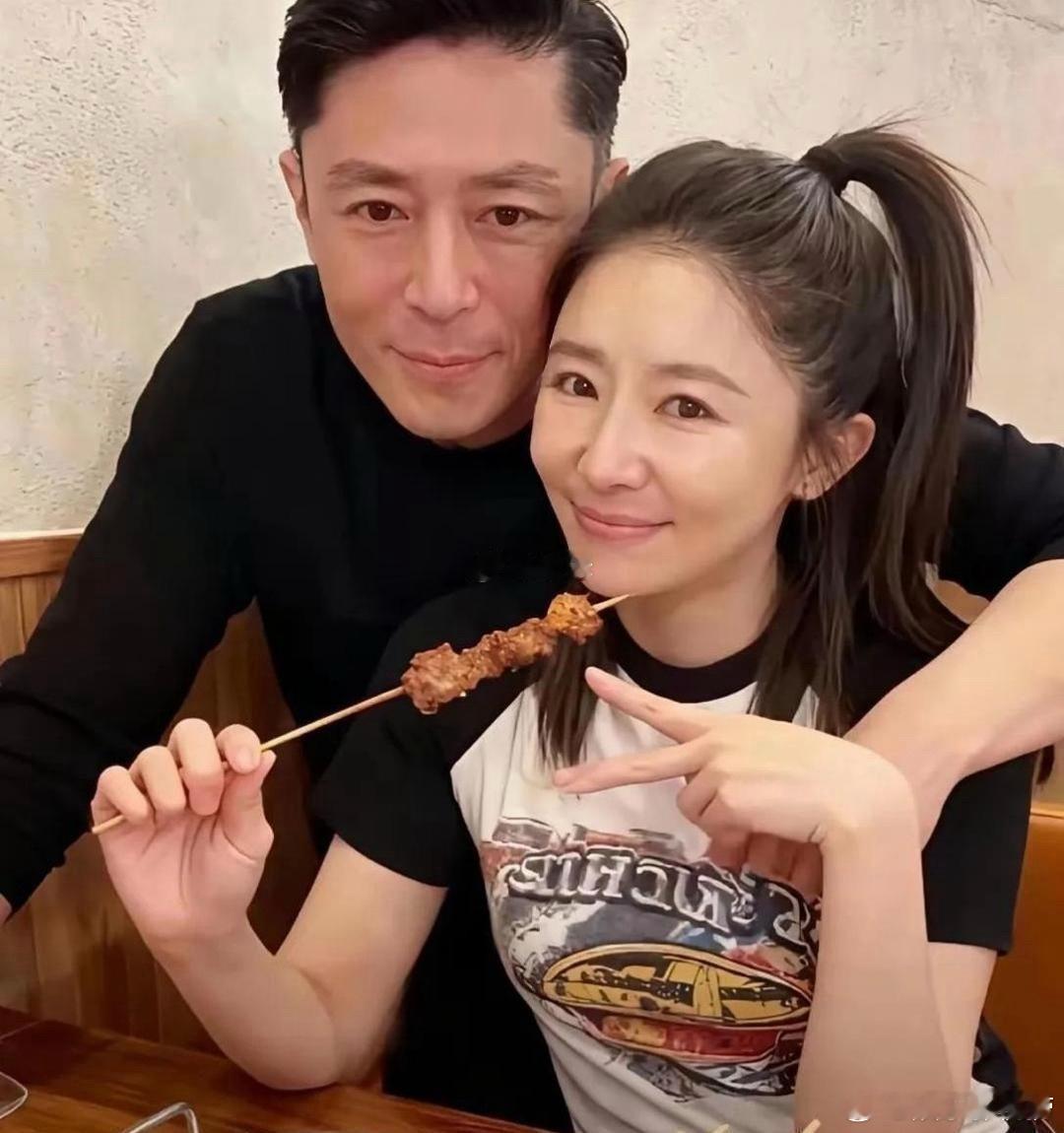 莫非是我看错了，霍建华和林心如的素颜照，看着怎么这么没有违和感