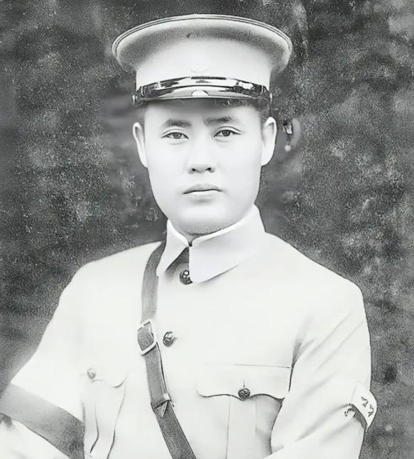 1949年傅作义本定行政三级副主席，但上级觉得还不够，说：如果傅作义死守北平，或