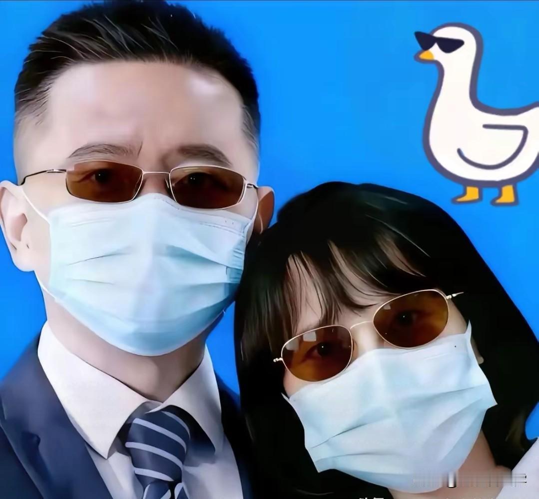 长沙医院的两位医生已经不辞而别,他们将不再是长沙医生，而是成为了香港医生，为