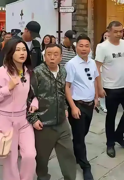 潘长江，真是不错的明星
