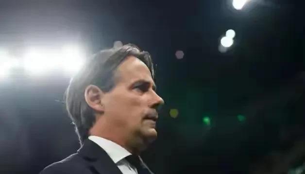 发现没有？其实小因扎吉也并不是什么无情无义的人，他离开国米还是有几点原因的：1