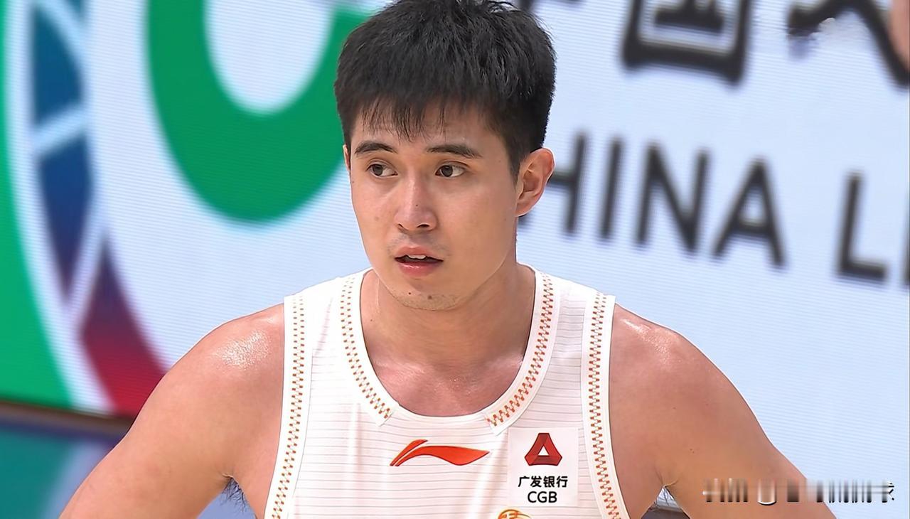 福建晋江文旅小将曾凌铉真是大放异彩！虽然今天福建晋江文旅在客场以91：94惜败于