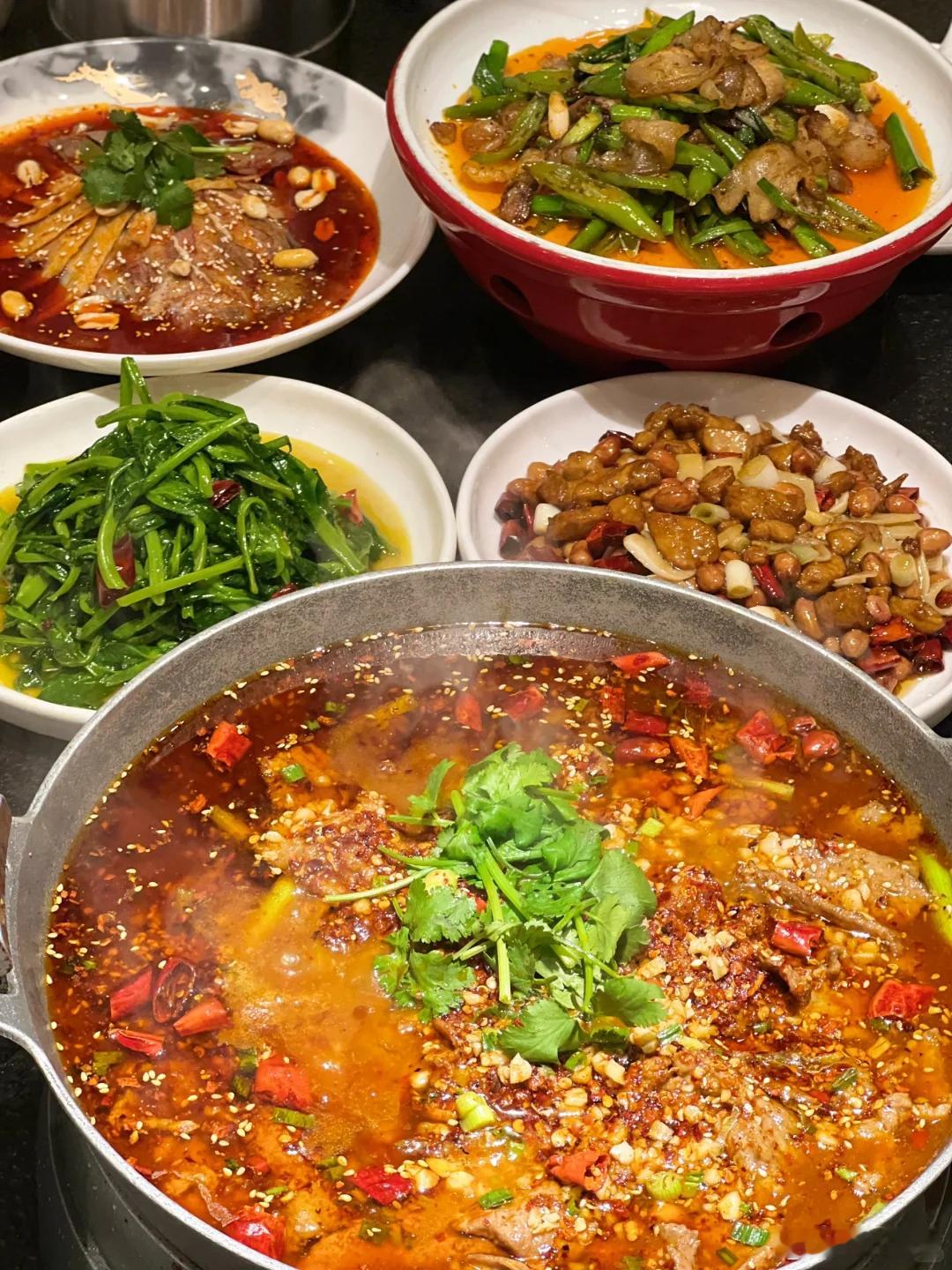 四川美食春节篇成都川菜合集春节有不少朋友要来成都玩，给大家推荐一些值得吃的四