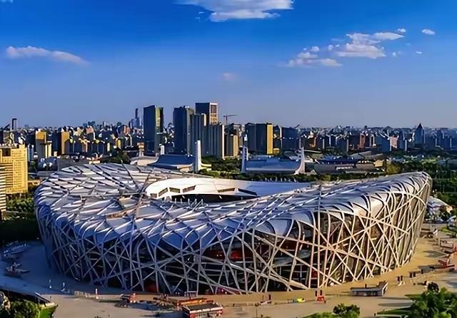 鸟巢“账本”曝光！35亿打造黄金地段地标，年维护费8000万，外媒曾预言必荒废，