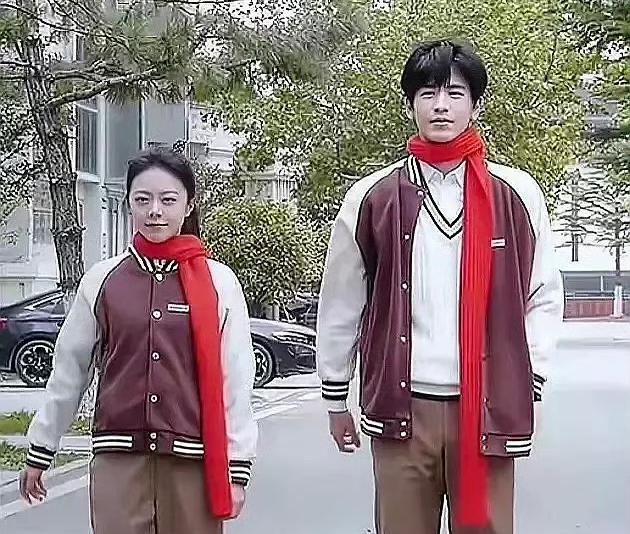 这剧是因为演员实力提前被黑了？流出来这么张剧照，确实让人感觉造型妆容没法儿说