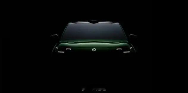 今年的新能源汽车市场，除了大三排SUV之外，最火的无疑是一众纯电小车，极狐T1，