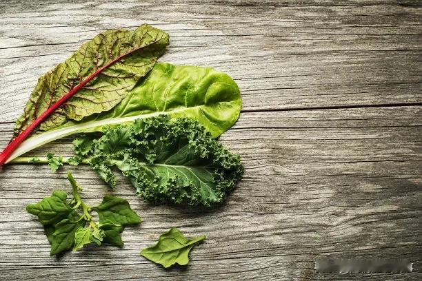 一片小小的菜叶子为什么就能这么火呢？？？说实话，直到现在我也没明白，为什么素